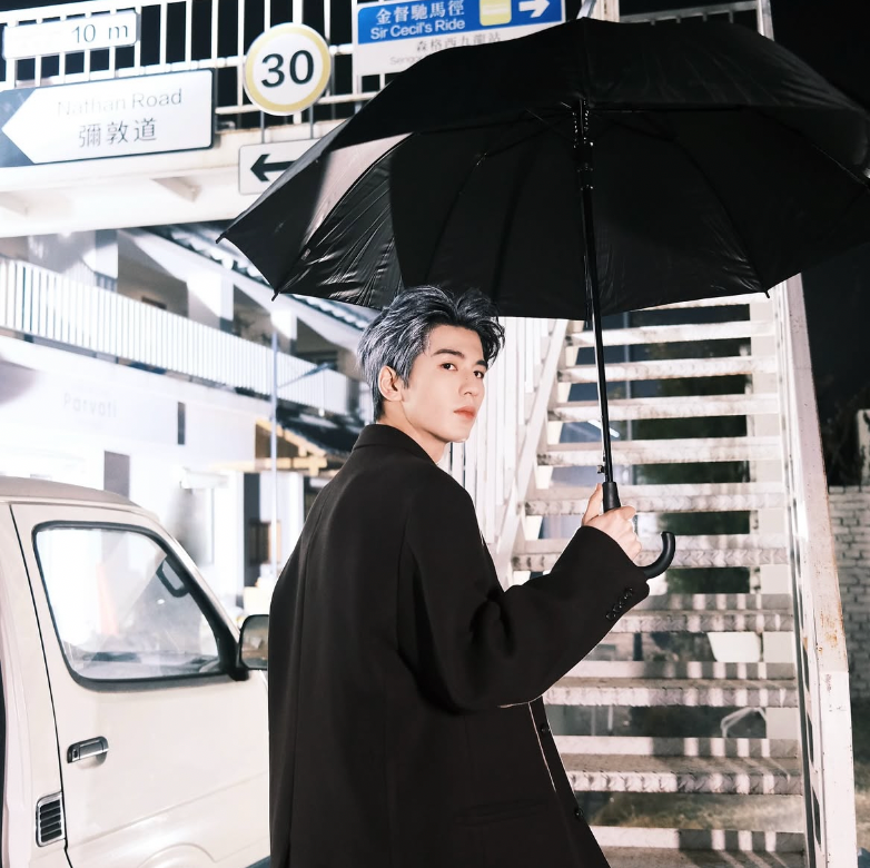 带"带\斜杠港风雨伞商品标题带"双引号的情况，和带\斜杠的情况-最新