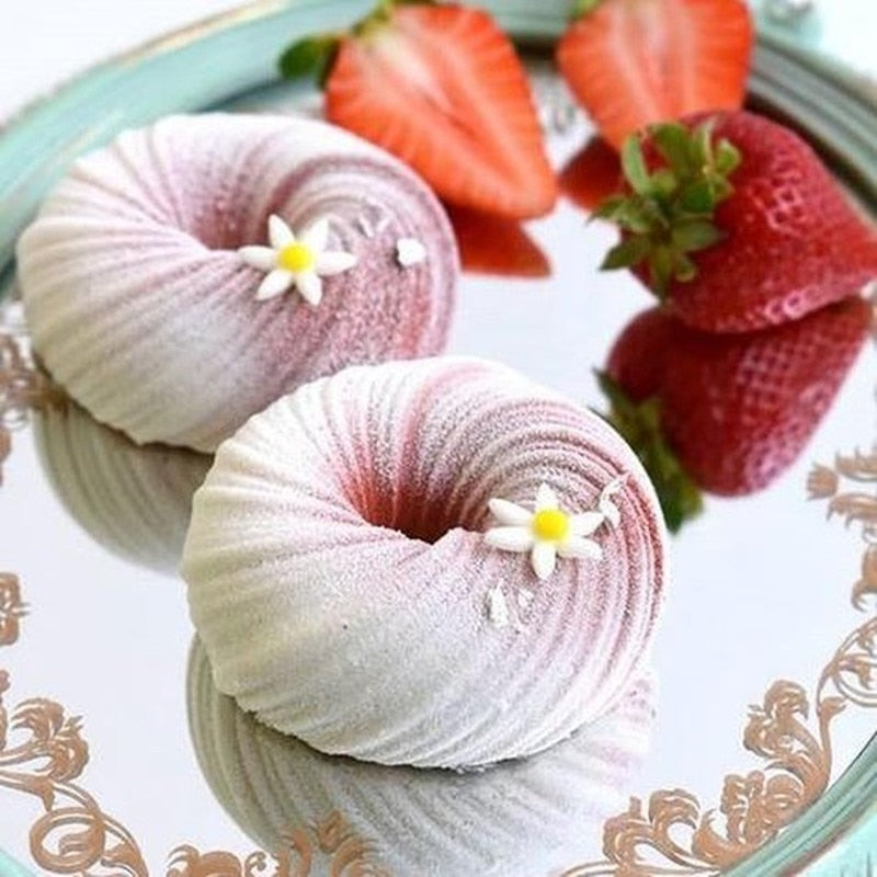 Silicone Swirling Cake Mold
